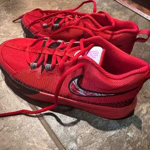 Nike Red Sneakers Athletic Design